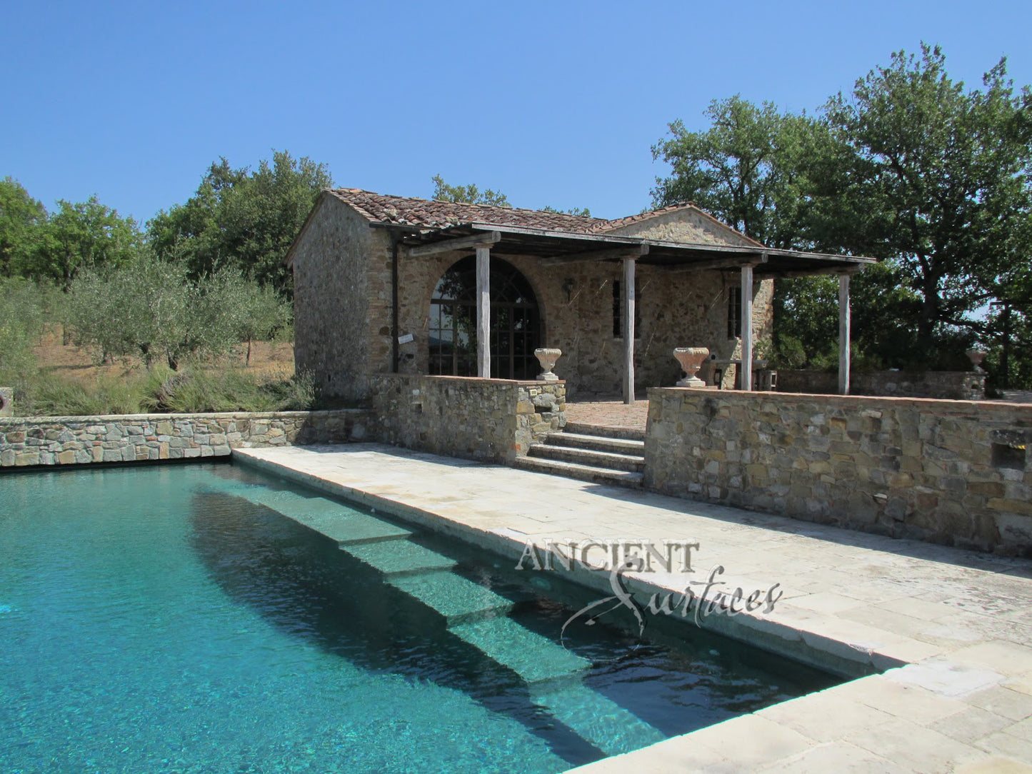 biblos-limestone-biblos-stone-architectural-limestone-ancient-surfaces-biblos-limestone-collection-reclaimed-natural-limestone-with-authentic-aged-patina-time-worn-biblos-limestone-texture-historic-mediterranean-architecture-stone-biblos-limestone-flooring-and-wall-cladding-luxury-landscape-design-material-classical-garden-courtyard-and-villa-stone-interior-and-exterior-architectural-accent-handcrafted-appearance-organic-surface-variation-sustainably-sourced-reclaimed-biblos-limestone-old-world-european-des